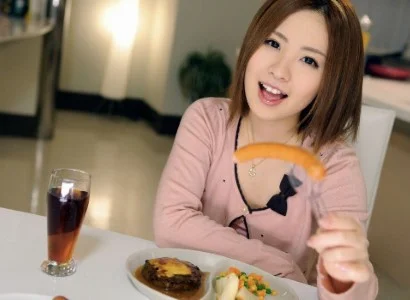 Người yêu ăn tối xong rồi địt em